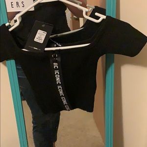 NEW FashionNova Short sleeve crop top
